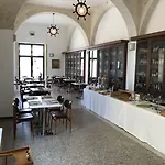 Miramare Hotel 3*