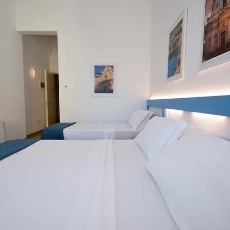 Miramare Szálloda 3*
