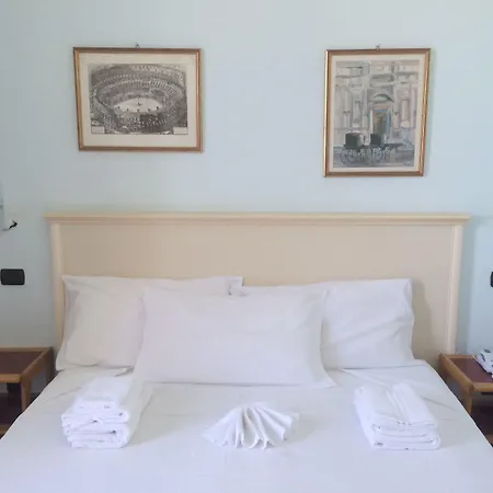 Miramare Hotel 3*