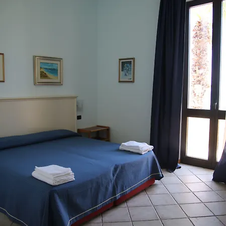 Miramare Hotel 3*