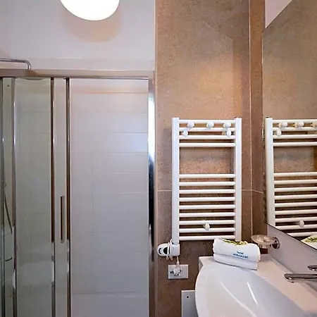 Miramare 3* אוטרנטו